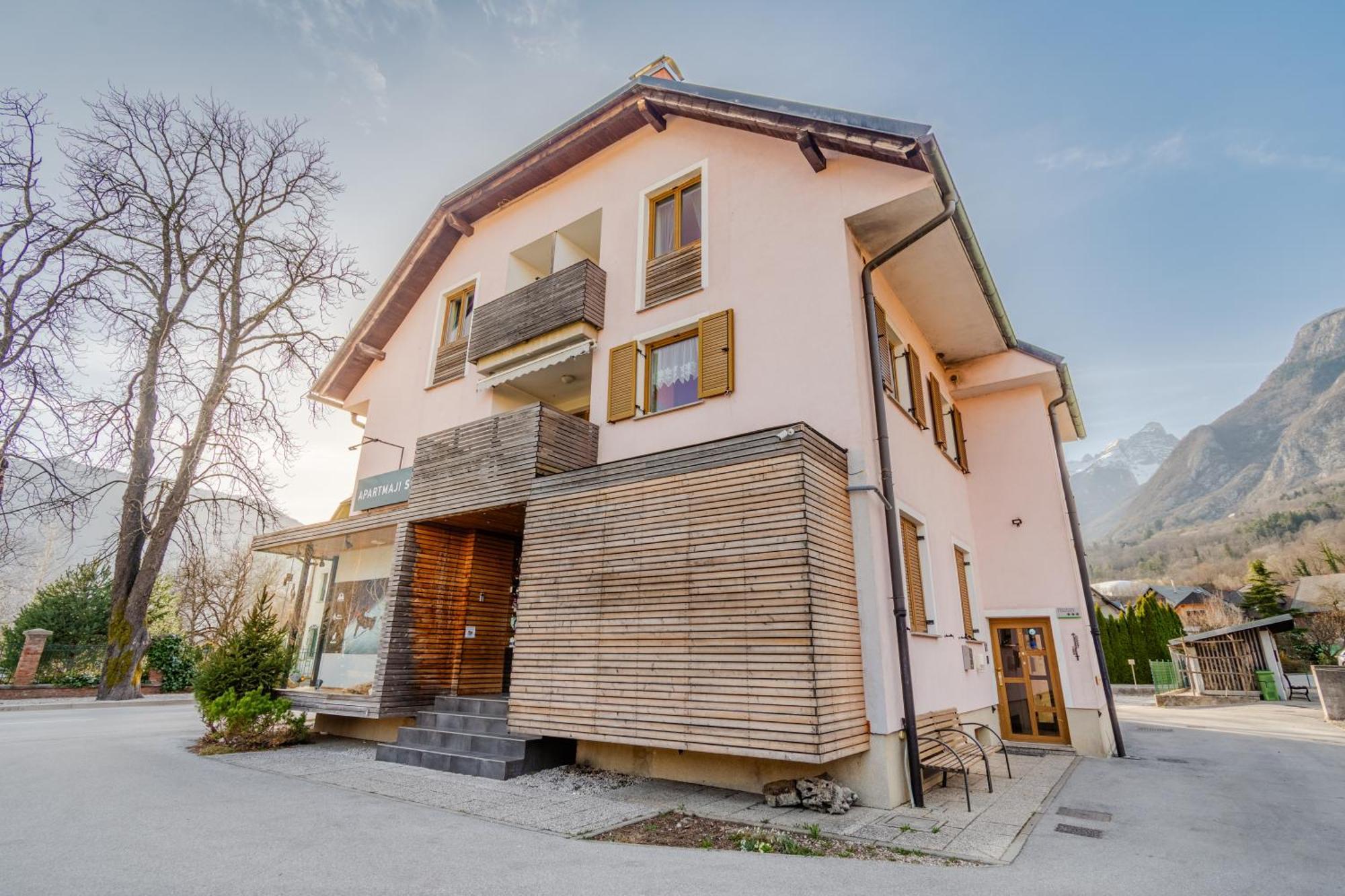 Apartments Skok With Rafting And Free Parking Bovec Εξωτερικό φωτογραφία