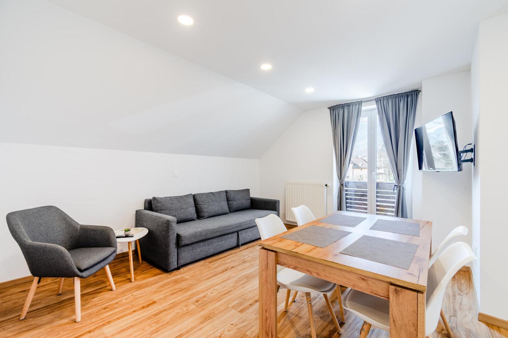 Apartments Skok With Rafting And Free Parking Bovec Εξωτερικό φωτογραφία